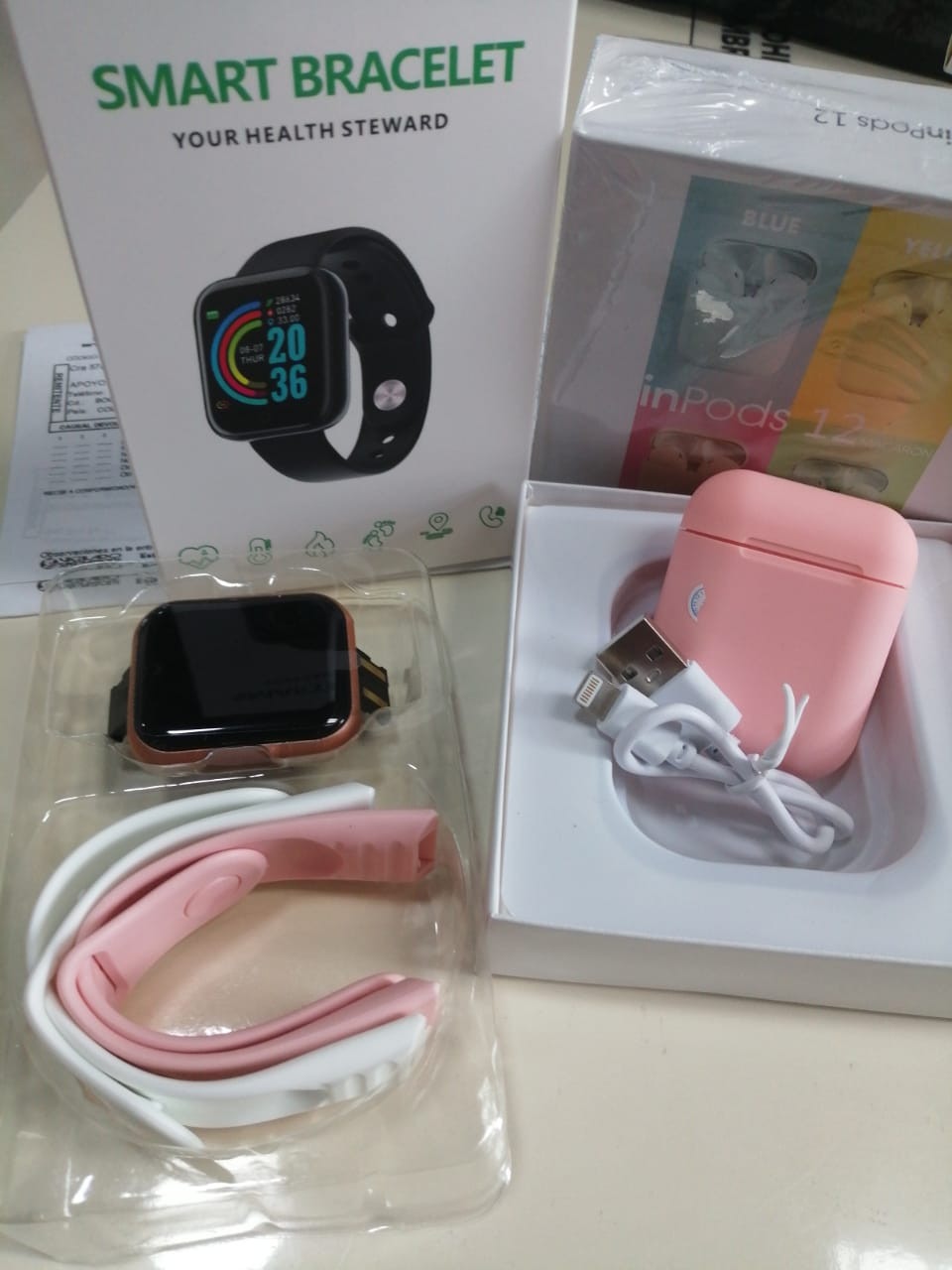Reloj Inteligente SmartWatch Combo Y68 + Audífonos i12