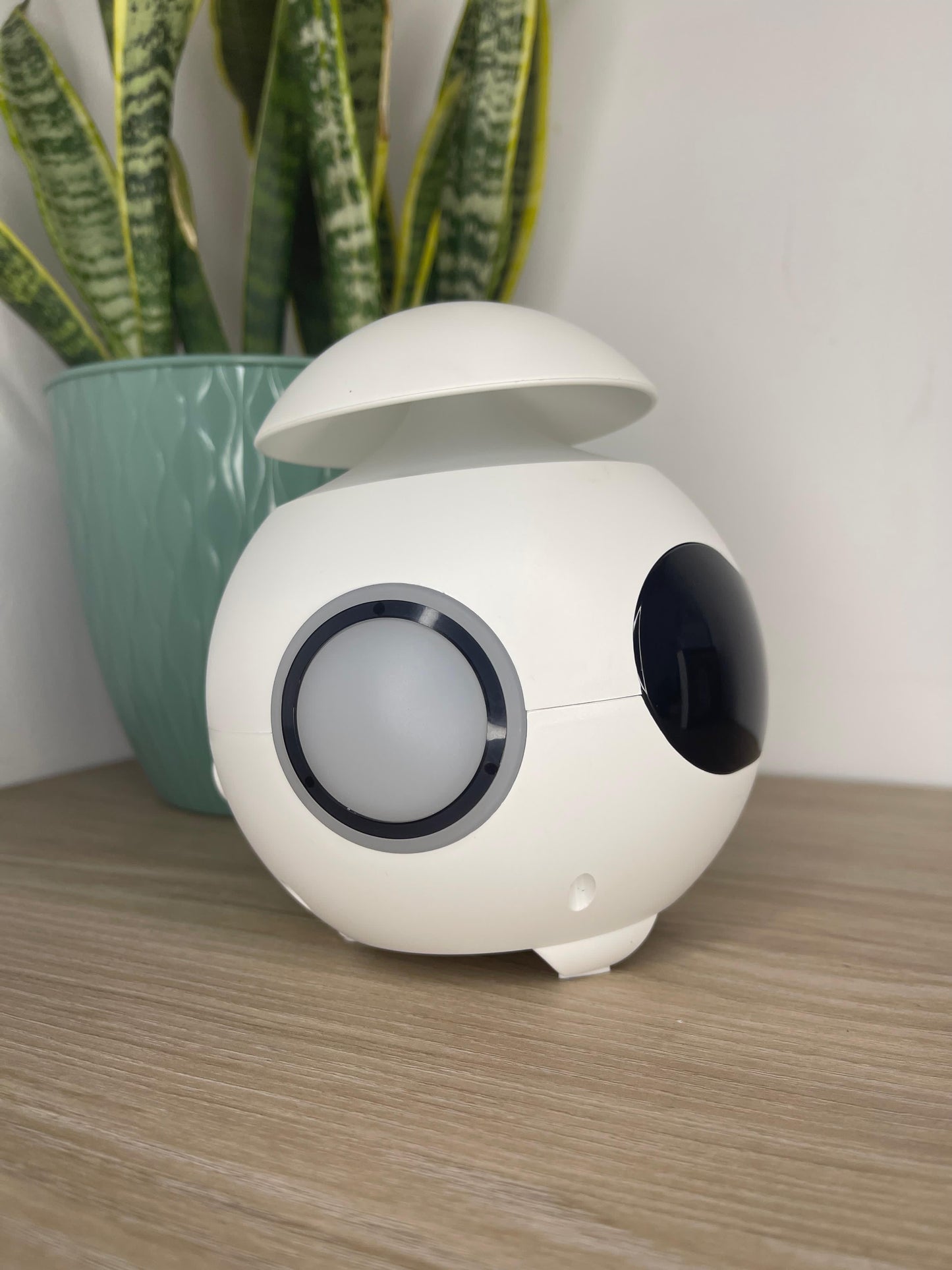 Reloj Despertador Emoji Digital con Luz LED y Parlante Bluetooth