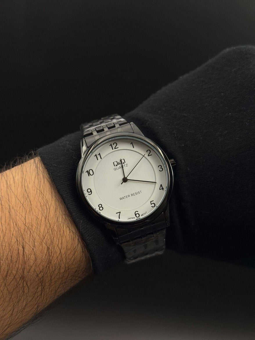 Q&Q 12H Negro Tablero Blanco