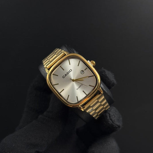 Casio Cuadrado Clasico Dorado Tablero Plateado