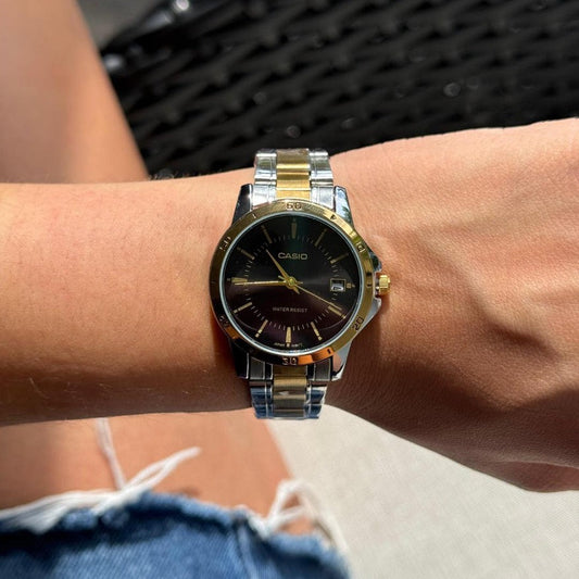 Casio Mujer Clasico Bicolor Tablero Negro
